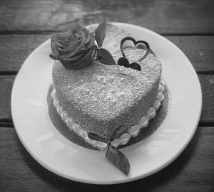 Heart Shape Strawberry Cake