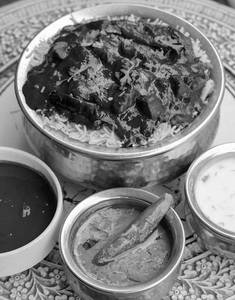 Ulavacharu Kodi Pulav