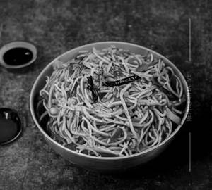 Mixed Chilli Garlic Noodles