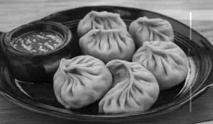 Afghani Paneer Momos