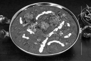 Nargisi Kofta Curry