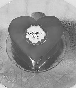 Valentine Heart Shape Cake