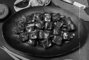 Chilli Paneer (Dry)