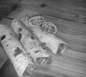 Veg tandoori roll