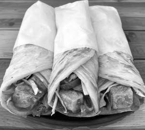 Paneer tandoori roll