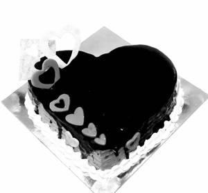 Chocolate Cake Heart Shape (Eggless ) 500gm