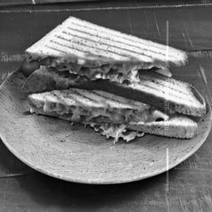 Onion Tomato Sandwich