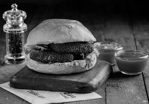 Chaska Bun Makhmali Paneer Burger