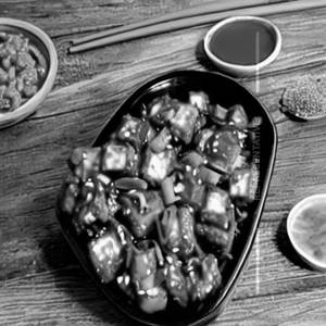 Crispy Fried Cottage Tossed In Chilli Sauce Paneer Kung Pao(Dry/Gravy)