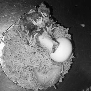 Mughal-E-Azam Biryani [With Egg] [Mutton] [1000 ML ] SERVES FOR-2