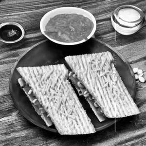 Cheese Sev Tamatar Sandwich