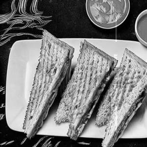 Bhujia Sandwich