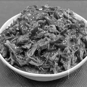 Shredded Chicken In Dark Soya Sauce (Dry)