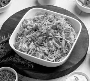 Veg Hakka Noodles