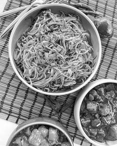 Hakka Noodles Combo
