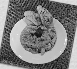 Chicken Pasta in Arrabbiata Sauce