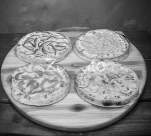 4 Pizza Combo