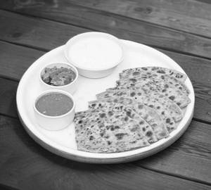 Aloo Pyaz Paratha