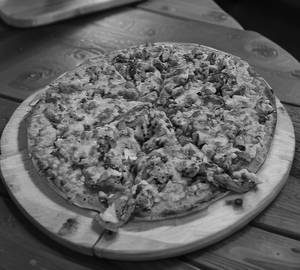 Chicken Golden Delight Pizza