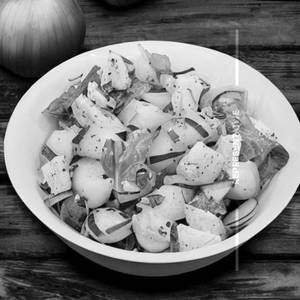 Onion salad