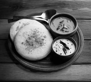 Thatte Idli [big Size 2 Pcs]
