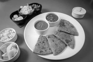 Aloo With Onion Paratha