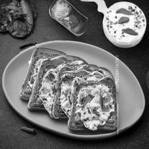 Schezwan Veg Cheese Toast