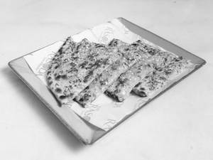 Chur Chur Amritsari Kulcha