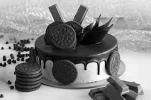 Oreo KitKat Cake