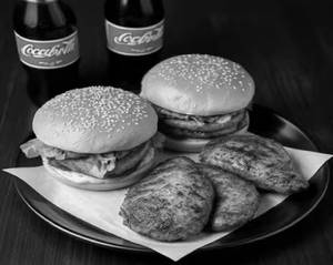 Fried & Crispy Chicken (2 Pieces) With Crispy Chicken Burger (2 Pieces) And Soft Drink (2 Pieces)