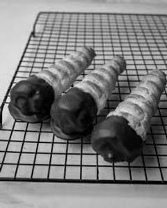 Chocolate cream roll