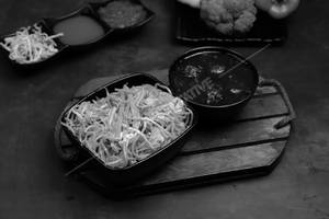 Veg Tripple Schezwan Noodles