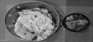 Chicken Manchurian Gravy (4pcs) + Masala Kulcha (1pc)