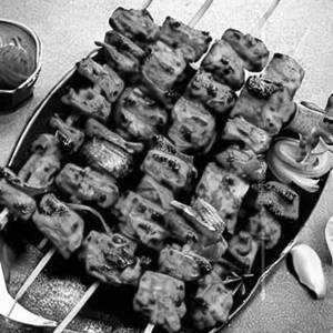 S Leone Juciy Tikka