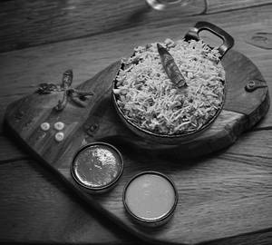 Veg schezwan fried rice
