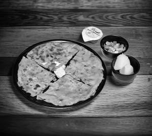 Aloo Pyaz Egg Paratha