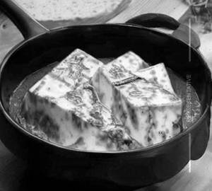 Tawa Paneer Gravy Half    