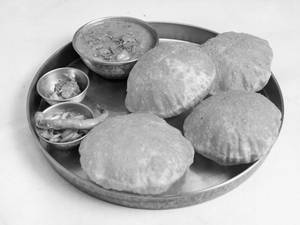 Puri Aur Aloo Ki Sabzi