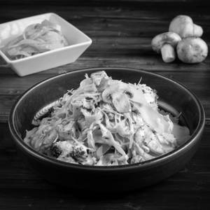 Chicken, Mushroom & Broccoli Fettucini