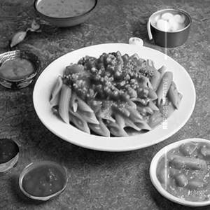 All In One Non-Veg Pasta In Choice Of Sauce