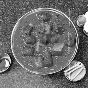 Half  Veg Kolhapuri