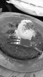 Kunafa Double Cream With Icecream
