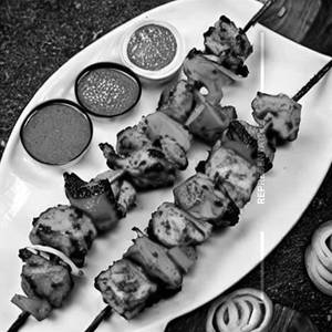 Murg Mixed Royale Tikka