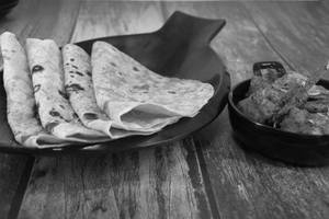 Chapathi (4no) +  Pepper Chicken