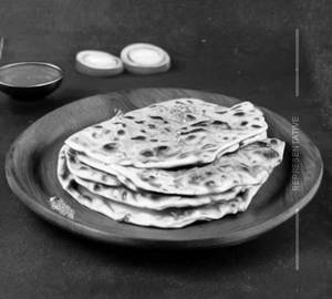 Mix Veg Paratha