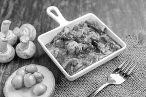 Kalaan Mizhagu Curry