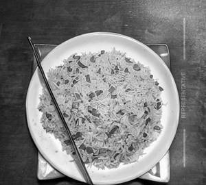 Schezwan egg fried rice 
