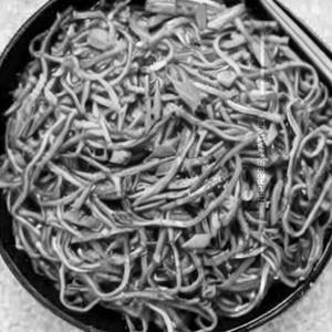 Oak Tossed Hakka Noodles