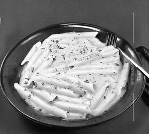 Alfredo pasta white sauce