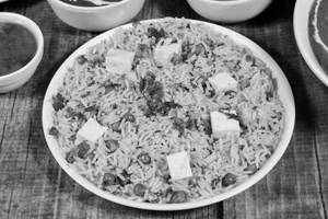 Matar Pulao